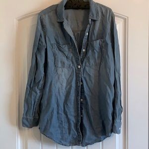 Ana soft denim/chambray buttton down.